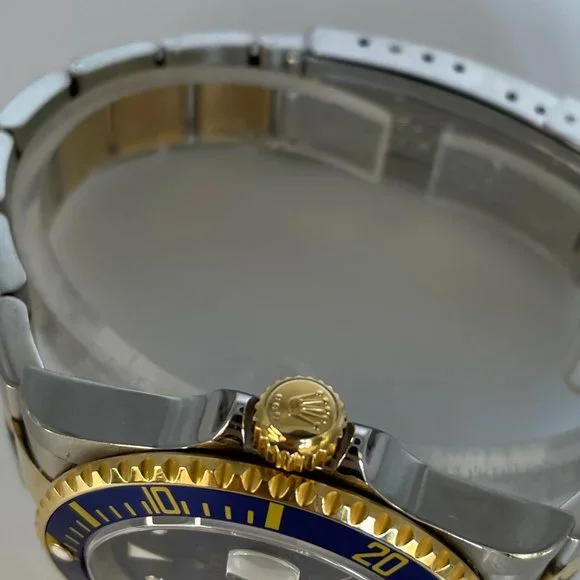 Rolex Submariner Two-Tone 18KY Gold & Stainless-Steel Oyster Band 16613 - Picture 4 of 5